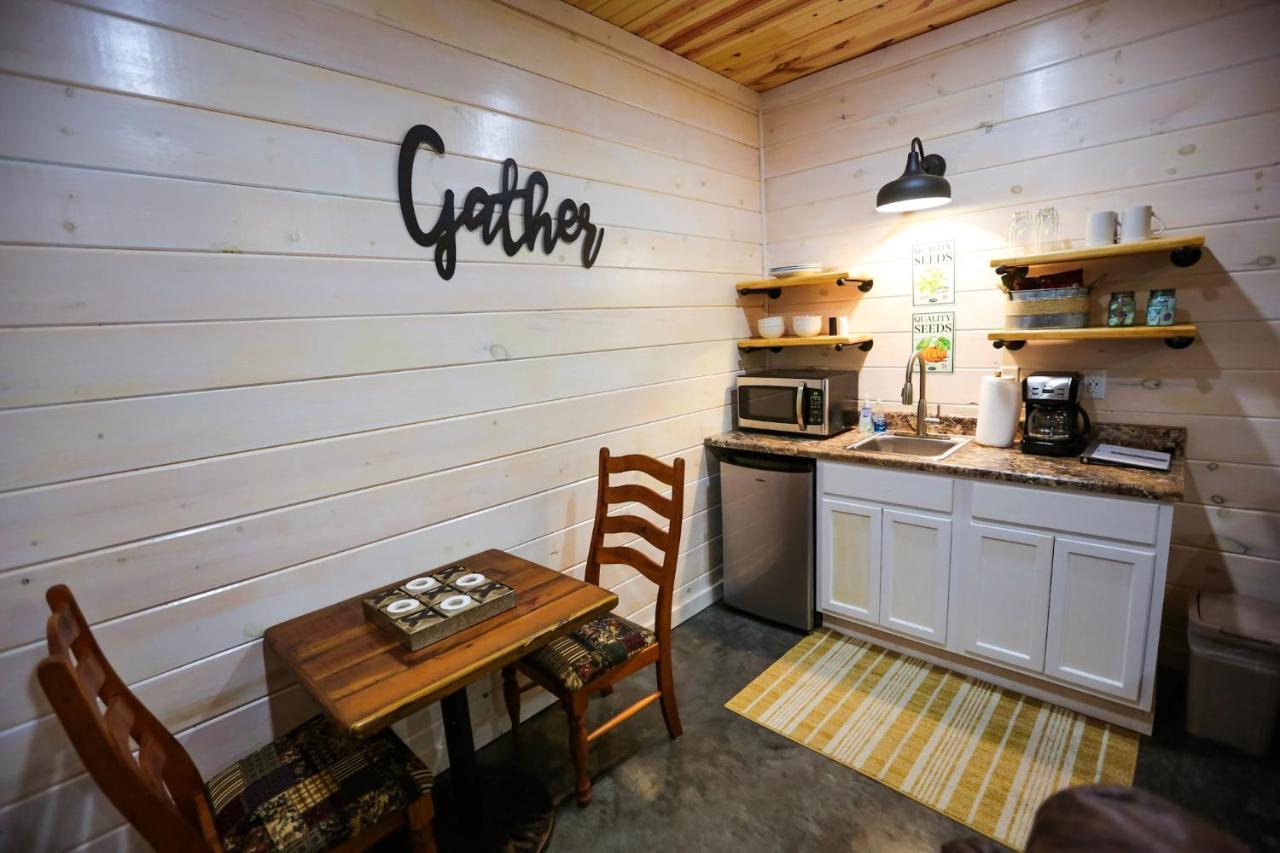 Knotty Squirrel Cabins Mountain View Luaran gambar