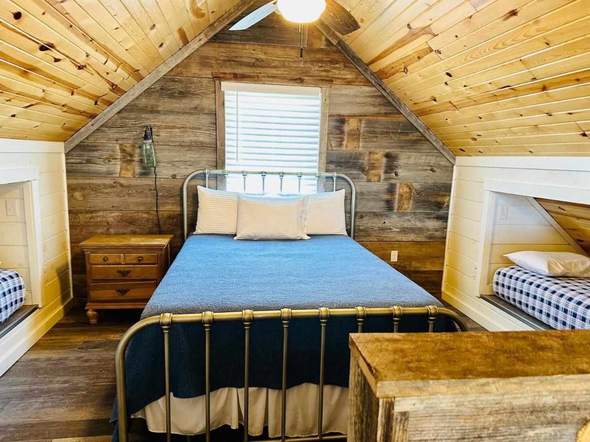 Knotty Squirrel Cabins Mountain View Luaran gambar
