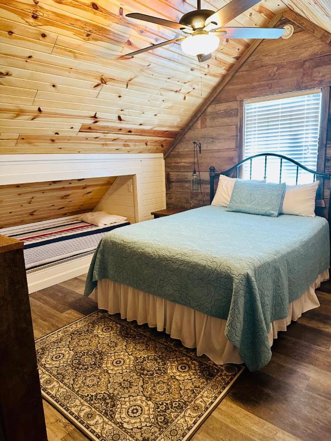 Knotty Squirrel Cabins Mountain View Luaran gambar